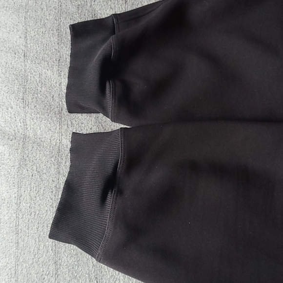 Lululemon On the Fly Jogger - Picture 7 of 7